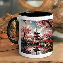 Versand innerhalb von 24 Stunden aus dem EU-Lager - Keine lange Wartezeit, keine internationalen Zollverfahren. Eine 11-Unzen-Keramik-Kaffeetasse mit japanischem Gartendesign, geeignet für die Wiederverwendung und perfekt als Geschenk für Outdoor-Aktivitäten, Picknicks, den Einsatz im Büro, als Heimdekoration oder für Reisen. - 1 x 11oz Doppelseitiger Druck - Übersicht 8
