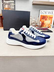 2026 Neue *1PRADA"S Lackleder Outdoor Sports Herrenschuhe, vielseitige Mode Sneaker, Freizeitschuhe, atmungsaktive leichte Herrenschuhe, Unisex Promi-Stil Basketballschuhe, Anzugschuhe, Wanderschuhe, Große Größen Schuhe - Tiefblau - Übersicht 1