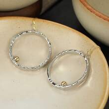 Gmzalx Vintage Bohemian Minimalist Round Earrings, Hand-Hammered Texture, Suitable For Daily Commute, Date, Casual Vacation - Two-color - View 5