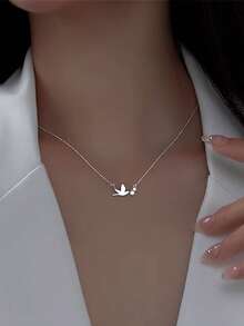 1pc S925 Sterling Silver Ins Minimalist College Style Dove Pendant Necklace, Women's Fashion Personalized Sweet Cute Fresh Gentle Elegant Daily Commute Versatile Niche Neck Accessory, Exquisite Small Design Classic Peace Dove Collarbone Chain, Suitable For Casual And Party Wear - Pigeon - View 3