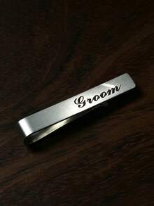 1 buah Klip Dasi Pernikahan Kustom untuk Pria - Aksesori Pernikahan Minimalis Stainless Steel dengan Pelat Nama Berhuruf, Hadiah untuk Pengantin Pria, Pendamping Pengantin Pria, dan Pengantin Wanita untuk Pengantin Pria - - MultiWarna - View 5