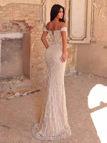Women's Elegant Long Mermaid Evening Dress, Off-Shoulder Neckline, Embellished With Sequins And Pearls, Suitable For Formal Occasions - Champagne - View 2