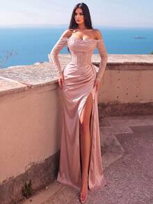Women's Charming Pink Off-Shoulder Long Sleeve Lace Dress, Thigh Slit, With Boning Detail, Suitable For Formal Occasions - Baby Pink - View 1