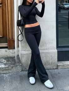 Minimalist Solid Color Fitted Long Sleeve Cropped T-Shirt & Flare Pants Set, Fashionable Streetwear Autumn Outfit Sports - Black - View 4