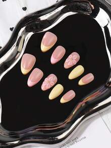 24pcs White Edge Black Wave Dot French Almond Wearing Nail, Nude Transparent 3D Transparent Pink Petals With Small Gold Beads In The Center For Exquisite Decoration French Wearing Nail, Daily Commuting, Plain Looking Atmosphere, False Nails - Multicolor - View 2