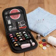 1 Set Premium Portable Sewing Tool Kit Storage Bag, Multifunctional Mini Sewing Supplies Set, Home Handmade Embroidery Kit, Retro Sewing Tools Quilting Accessories, Suitable For Travel Essentials, Home Decor, Hilo, DIY Crafts, Pants, Buttons, Crochet Hooks, Sewing Machine, Needles, Threads, Sewing Fabrics, Valentine's Day, Wedding, Carnival - Multicolor - View 3