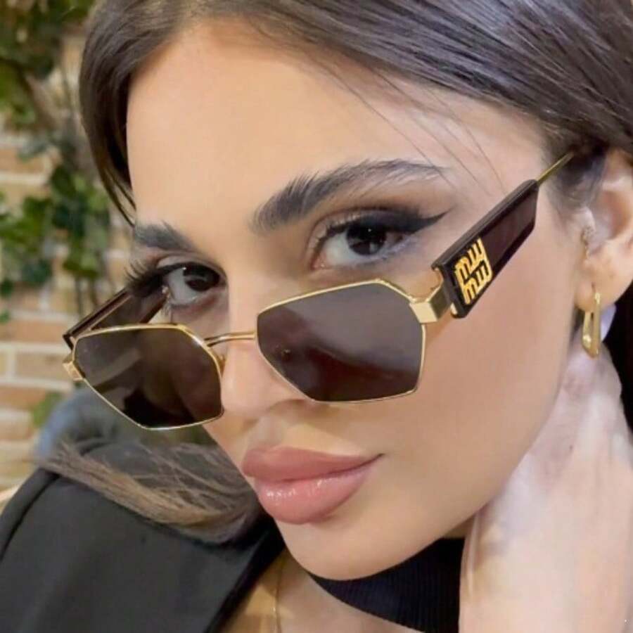 1 قطعة نظارات نسائية بإطار صغير متعدد الأضلاع ومفصلات معدنية وحماية من الأشعة فوق البنفسجية، إكسسوار موضة يومي - الأسود - مشاهدة 1