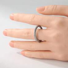 Twisted silver löftesring, infattad med gnistrande vit kubisk zirkonia, delikat tunn bröllopsringstillbehör, minimalistisk och mångsidig, lämplig för par som löfte, förlovning och daglig användning - Silver - Visa 3