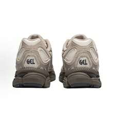 ASICS Gel-NYC Sneakers - Authentic Unisex Retro Lifestyle Running Shoes | Viral 2026 Sportstyle Urban Trainers | Premium Gel Technology Cushioning | Durable Suede & Mesh Performance Footwear | Classic Comfort Daily Sneakers - 卡其色 - 查看 3