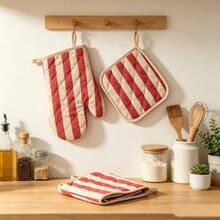2Pcs Kitchen Heat Resistant Gloves Set Red Stripe Cotton Linen Oven Mitt Pot Holder Non-Slip Insulation Pads For Microwave Baking - View 2
