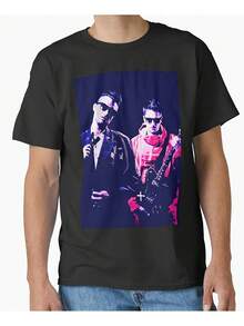 Nueva Camiseta Gráfica SDP para Hombre con Diseño de Banda Musical de Cyberpunk y Luces de Neón, Camiseta Retro Futurista para Festivales EDM, Impresión Duradera por Transferencia de Calor, - Negro - Ver 4