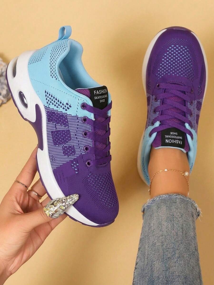 Zapatillas de punto de corte bajo con cojín de aire para mujer, zapatos cómodos con malla degradada, aumento de altura y cordones, zapatillas de estilo urbano para jeans, citas y viajes - Morado - Ver 1