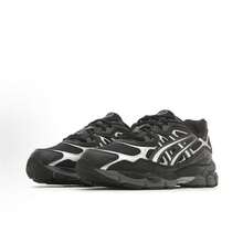 ASICS Gel-NYC Sneakers - Authentic Unisex Retro Lifestyle Running Shoes | Viral 2026 Sportstyle Urban Trainers | Premium Gel Technology Cushioning | Durable Suede & Mesh Performance Footwear | Classic Comfort Daily Sneakers - Black Blank Silver - 查看 4