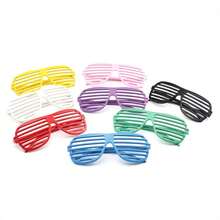 5PCS Versatile Party Glasses - Random Color - Colorful Plastic Frame Accessories, Suitable For Masquerade, Graduation Party, Theme Party (No Lenses), Celebration Accessories | Striped Frame Glasses | Lightweight Glasses, Suitable For Halloween - Multicolor - View 2