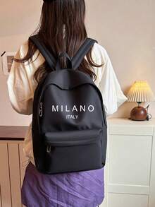 中性黑色純色尼龍 MILANO ITALY 字母印花背包，單個前拉鍊口袋，適合辦公室日常通勤校園，極簡中性風格 - 彩色 - 查看 8