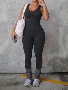 LovelyWholesale Women'S Casual V-Neck Ruched Bust Vest Top And Leggings Yoga Two Pieces Set Summer Outfits Four Season Clothes For Women Black Elegant - Black - View 9