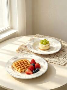 Pratos de Jantar de Cerâmica com Pequenas Flores Pintadas à Mão, Prato de Sobremesa de Porcelana com Borda Ondulada em Formato de Concha, Prato de Salada Vintage com Borda Azul, Utensílios de Mesa Estéticos para Café da Manhã, Bolo e Frutas, Decoração de Cozinha Cottagecore, Presente de Inauguração de Casa para Mulheres - Multicolorido - Visão 2
