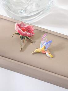 1 Pasang Anting Tusuk Motif Lebah & Peony Berwarna Gradien, Bunga dan Burung dari Enamel, Desain Unik dan Istimewa, Anting untuk Komuter dengan Suasana Menawan (Pola Acak) - MultiWarna - View 4