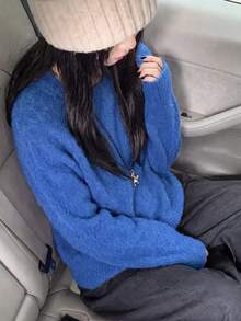 Sweater Rajut Pullover Leher Bulat Minimalis Kasual Musim Dingin Wanita dengan Bulu Halus - Biru - View 3