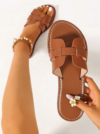 Ximi Ruo Sandálias rasas casuais estilo coreano para mulher, biqueira aberta, design romano trançado, estilo francês da moda para primavera, verão e outono, castanhas, para praia, casa e exterior, a combinar com saias