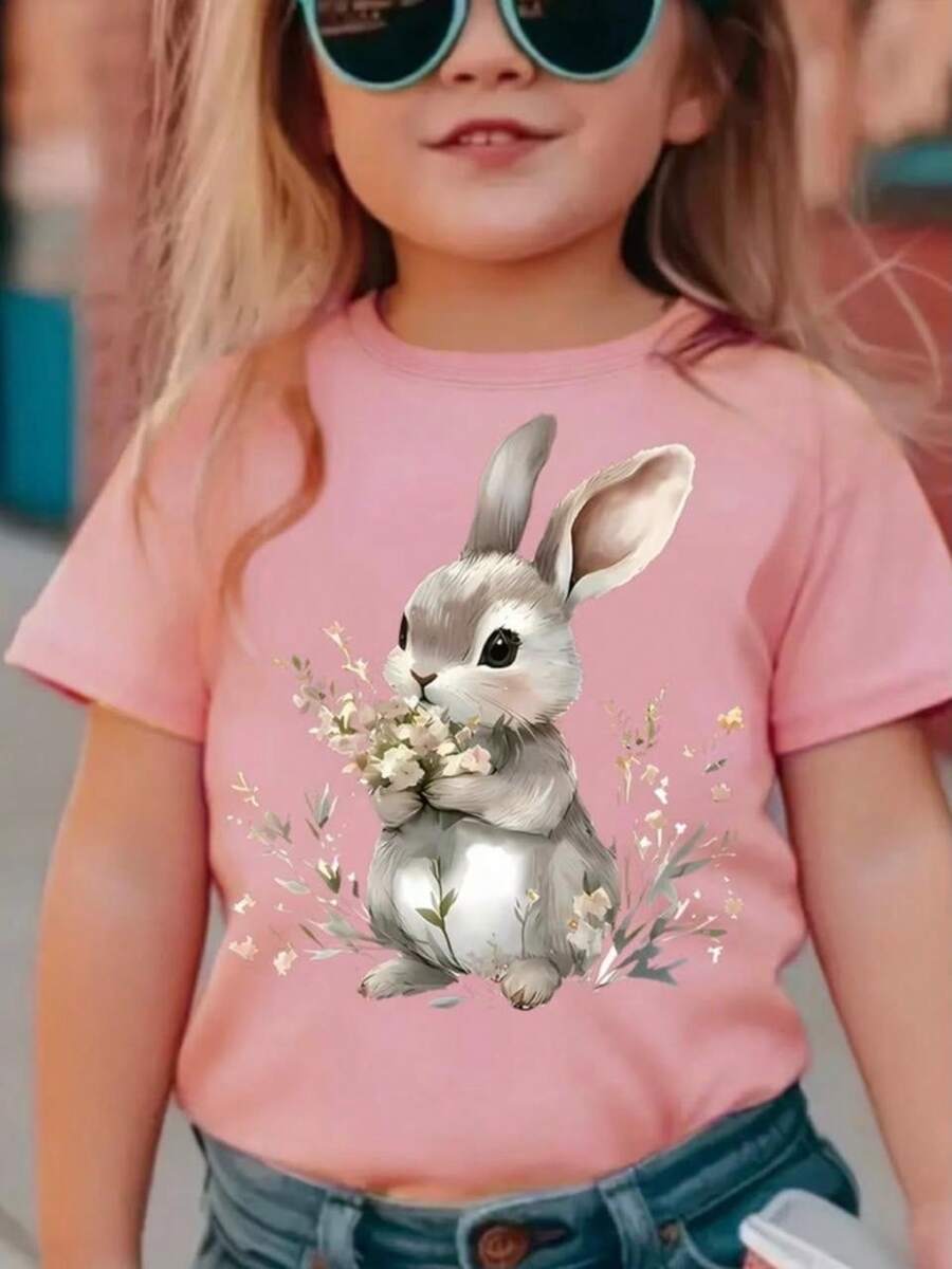 Camiseta Infantil Fofa Especial Estampada com: Coelho Colhendo Flores - Novidade na loja nos tamanhos 04 ao 16 - Rosa - Visão 1