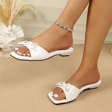 Sandal Pantai Wanita Model Korea dengan Hiasan Pita, Hak Rendah, Gaya Peri, Model Korea, Ujung Terbuka, Ringan, untuk Musim Panas, Cocok untuk Aktivitas Luar Ruangan, Versi Korea. - Putih - View 2