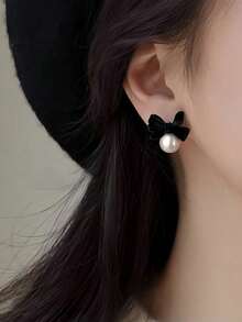 1 Pair Sweet Fashion Black Velvet Bow Pearl Stud Earrings Suitable For Women's Daily, Holiday, Banquet Wear - Black - View 3