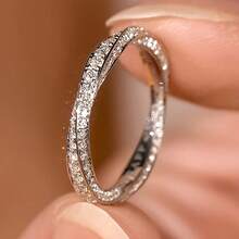 Twisted silver löftesring, infattad med gnistrande vit kubisk zirkonia, delikat tunn bröllopsringstillbehör, minimalistisk och mångsidig, lämplig för par som löfte, förlovning och daglig användning - Silver - Visa 1