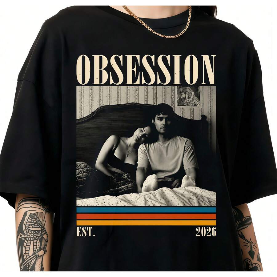 Camiseta Vintage con Panel de Cómic de Película de Terror Obsession, Camiseta Gráfica de Película de Thriller Oscuro Retro, Fan de Thriller Espeluznante. - Negro - Ver 1