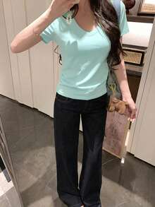 女款夏季修身V領短袖T恤，短版內搭基礎上衣休閒風 - 薄荷綠 - 查看 4