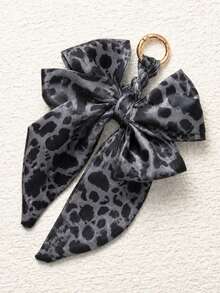 New Leopard Print Silk Scarf Bow Keychain Pendant Charm Accessory, Exquisite Bag Pendant Small Ornament For Women, Handbag/Crossbody Bag Accessory, Outdoor/Office/DIY Gift - Multicolor - View 9