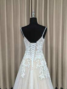 Elegant Sleeveless V-Neck Mesh Fabric Wedding Dress, Decorated With Applique, Long Formal A-Line Bridal Gown - Beige - View 8