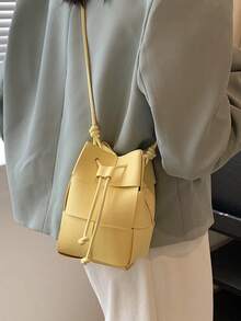 CHERIMATE 1个时尚迷你水桶包，百搭休闲编织手提包，兼具优雅气质，通勤斜挎包，小众设计单肩包，适合日常使用 - 黃色 - 查看 12