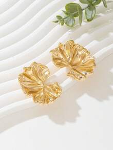 1 Pair Fashionable Exaggerated Asymmetrical Pleated Symmetric Stud Earrings Suitable For Women's Daily, Party, Travel Wear - Pleated Stud Earrings - View 6