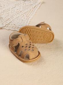 1 Pair Infant Boy Hollow Breathable Cute Flat Casual Sandals Suitable For Summer Infant Shoes - Brown - View 9