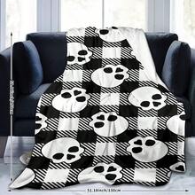 1PC Soft Black & White Plaid Skull Flannel Blanket, Antibacterial Thickened Home Decor, Suitable For Sofa Bed Living Room Travel Office Shawl Blanket, Nap Blanket, Air Conditioning Blanket, Bed Sheet Blanket, Camping Blanket, Background Wall Decoration Blanket, Ideal Gift, Daily Gift, Birthday Gift - Black and White - View 8