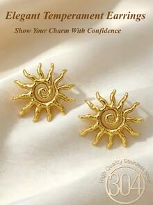 3pcs/Set Women's Gold Sun Pendant Jewelry Set, Includes Earrings And Necklace. Fashion Sun Earrings, Personalized Necklace, Vintage Bohemian Style Jewelry. Sun Pendant Accessories. Made Of Gold-Plated Stainless Steel, Low Hypoallergenic. Cute Accessories, Suitable For Women's Daily, Dating, Party, Valentine's Day Wear. - Jewelry Set - View 4