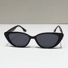 New Hot Girl Style Retro Premium Cat Eye Fashion Glasses Fashion Street Style - Multicolor - View 2