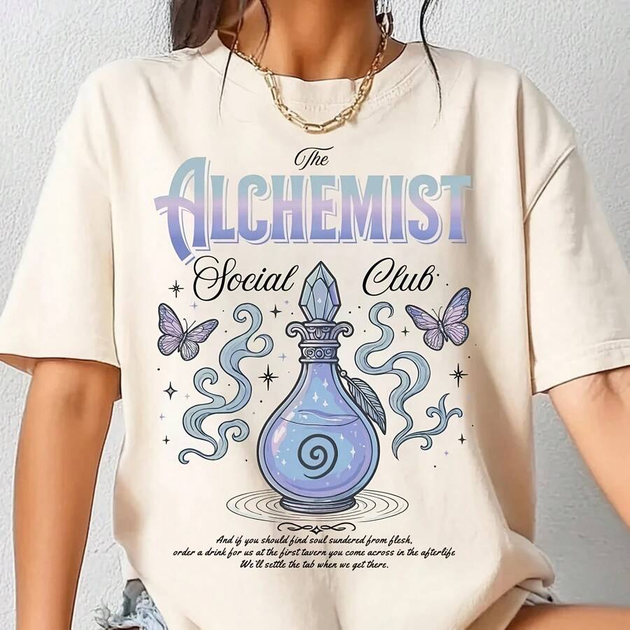 The Alchemist Social Club Tee, Bookish Romantasy Shirt, Quicksilvers Kingfisher Shirt, Magical Fantasy Reader Gift - 款式 - 查看 1