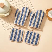 2Pcs Kitchen Heat Resistant Gloves Set Red Stripe Cotton Linen Oven Mitt Pot Holder Non-Slip Insulation Pads For Microwave Baking - View 4