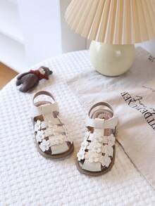 New Girls Baby Hollow Floral Decor Design Sandals, Lightweight Comfortable Beach Sandals For Little Girls, Summer - Beige - View 2