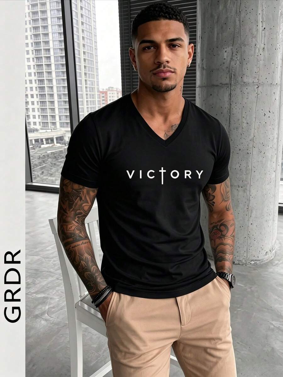 GRDR 男士时尚 V 领短袖 T 恤，适合户外休闲穿着