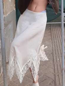 Women's White Satin Mid-Length Skirt, Lace Asymmetrical Hemline Inner Skirt, Paris Style Vintage Romantic Old Money Luxury High Waist Skirt For Autumn/Winter - White - View 9