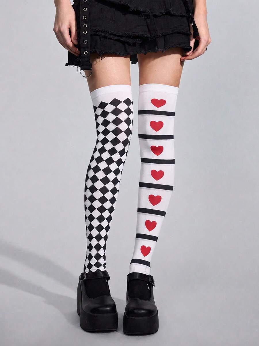1 Pasang Kaos Kaki Setinggi Paha Gaya Subkultur Asimetris, Kaos Kaki Selutut Motif Kotak-kotak & Hati Asimetris, Cocok untuk Pesta Cosplay - MultiWarna - View 1