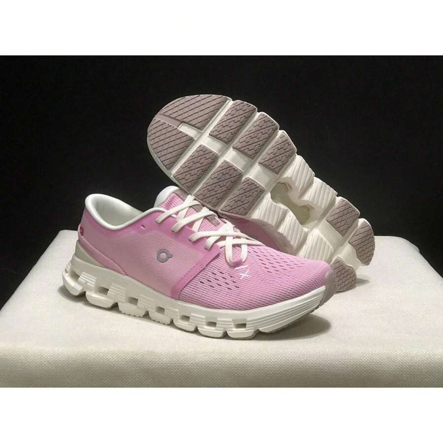 On Running Women Running Shoes - 粉紅白 - 查看 1