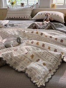 1pc Lace Trim Summer Thin Quilt, Cute Bear Pattern Puff Gauze Summer Bedding, Summer Home Bedding And Air-Conditioned Room Quilt, Suitable For Bedroom, Guest Room, Hotel, Dormitory, Machine Washable Summer Quilt, Quilt Only, Pillowcase Not Included - Multicolor - View 4