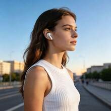 Cuffie in-ear wireless Apple Pro, con cancellazione attiva del rumore (ANC) e ricarica MagSafe. Audio stereo Hi-Fi a 360°, impermeabili. Compatibili con Android e iOS. Un regalo ideale per le feste o i compleanni. Mini cuffie in-ear compatte e portatili, fornite con cavo di ricarica. - Visualizzare 6