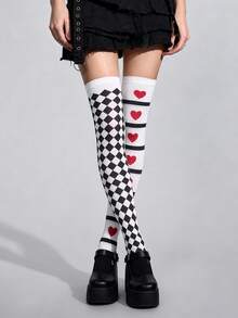 1 Pasang Kaos Kaki Setinggi Paha Gaya Subkultur Asimetris, Kaos Kaki Selutut Motif Kotak-kotak & Hati Asimetris, Cocok untuk Pesta Cosplay - MultiWarna - View 2
