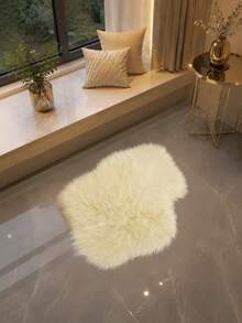 1pc Beige Cloud-Shaped Faux Fur Rug, Soft & Washable Bedroom Or Living Room Floor Mat, Cloud-Shaped, Comfortable & Fashionable Home/Living Room Decor, Girls Bedroom Carpet, Fluffy Cozy Rug For Winter, Best Winter & New Year Gift - Multicolor - View 13