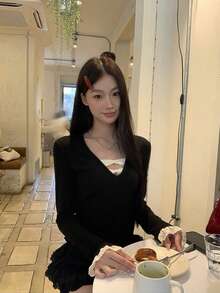 Women's Lace Patchwork Fitted T-Shirt, Chic Elegant Top Black - Black - View 8